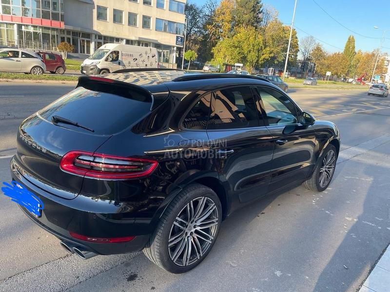 Porsche Macan S