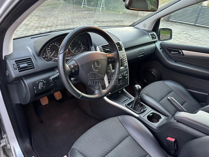 Mercedes Benz A 180 