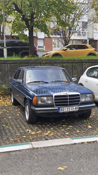 Mercedes Benz W123 240d