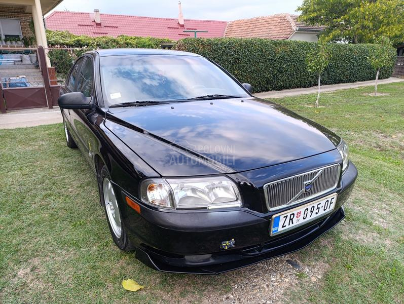 Volvo S80 