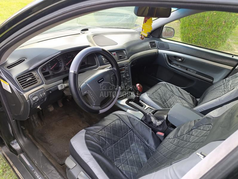 Volvo S80 