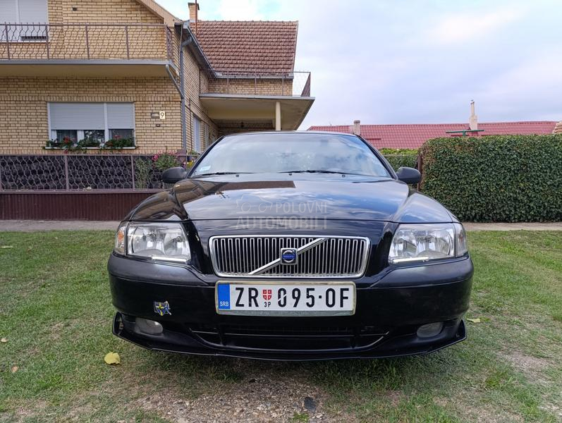 Volvo S80 