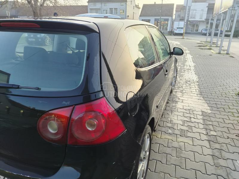 Volkswagen Golf 5 2.0 sdi