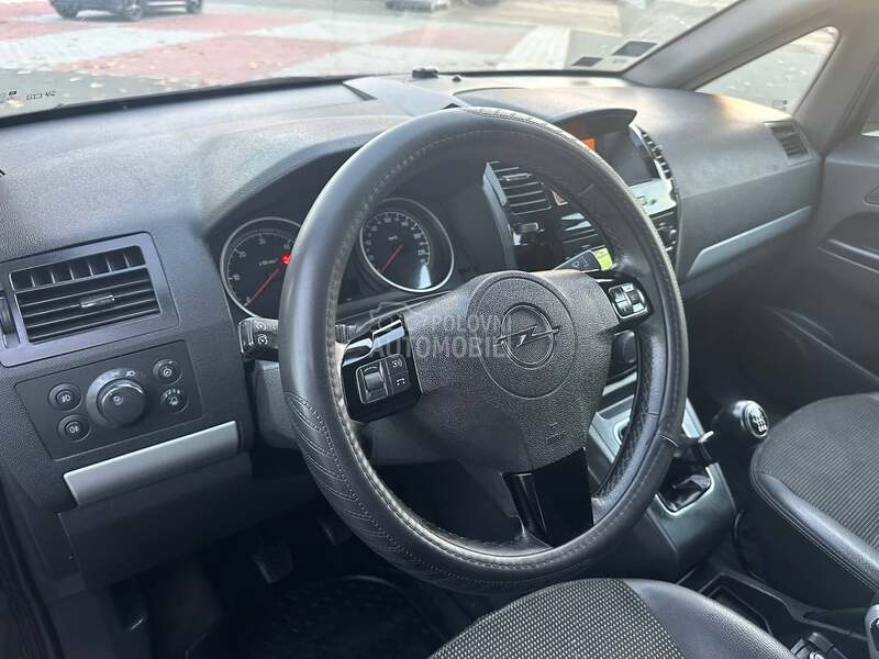 Opel Zafira RESTAJLING/COSMO/