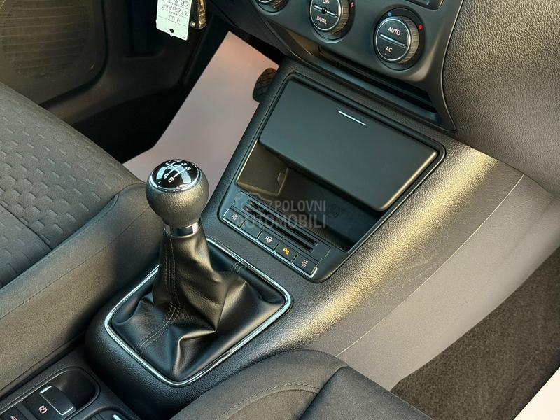 Volkswagen Tiguan 2.0 TDI NAVl SPORT