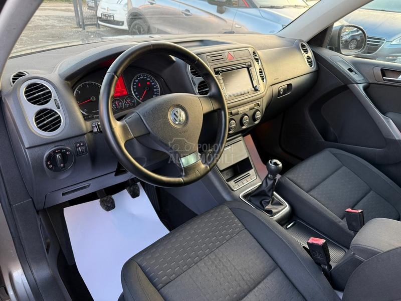 Volkswagen Tiguan 2.0 TDI NAVl SPORT