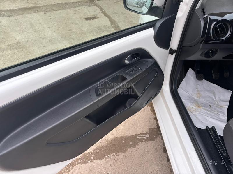 Volkswagen up! 1.0 Ben
