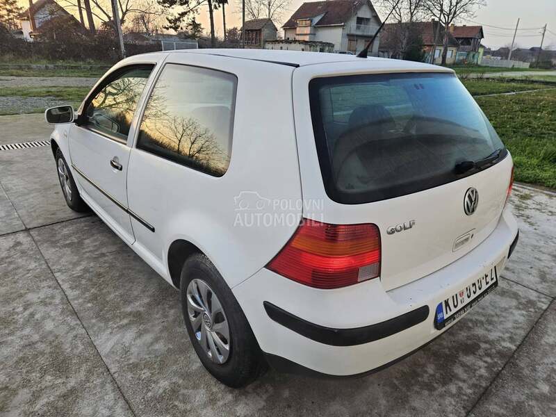 Volkswagen Golf 4 1.4 16V  REG TEK