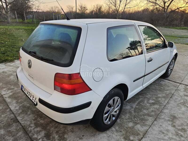 Volkswagen Golf 4 1.4 16V  REG TEK