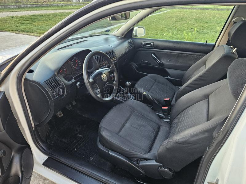 Volkswagen Golf 4 1.4 16V  REG TEK