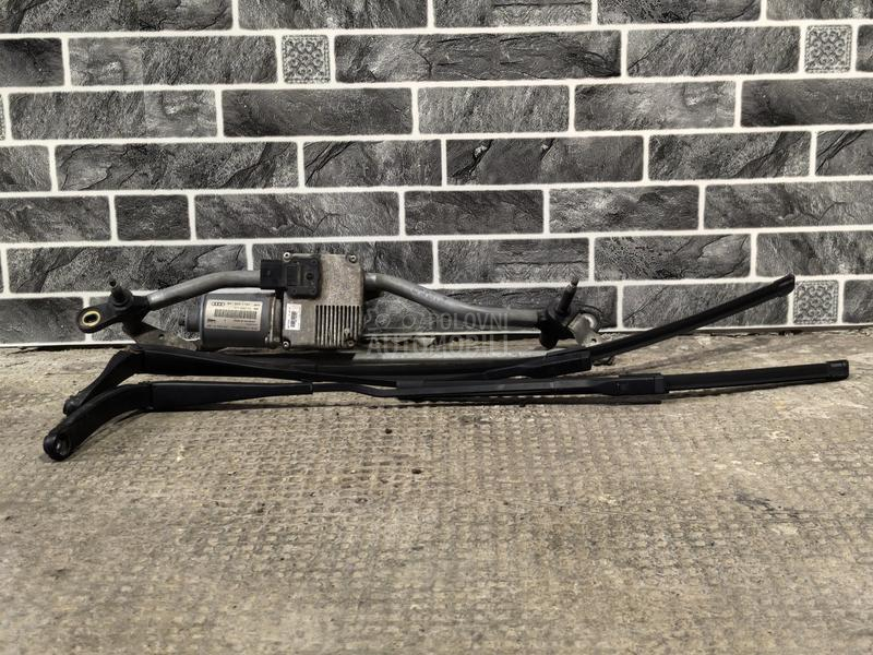 Motor prednjeg brisaca