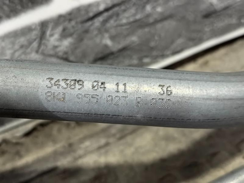 Motor prednjeg brisaca