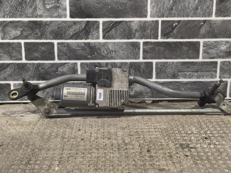 Motor prednjeg brisaca