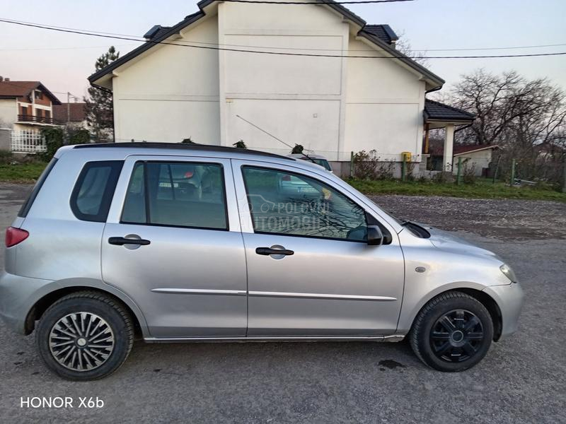 Mazda 2 
