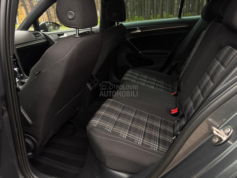 Volkswagen Golf 7 2.0GTD/DSG/Virt