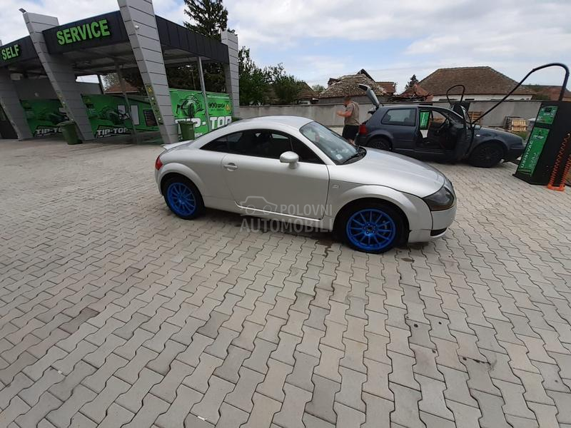 Audi TT 