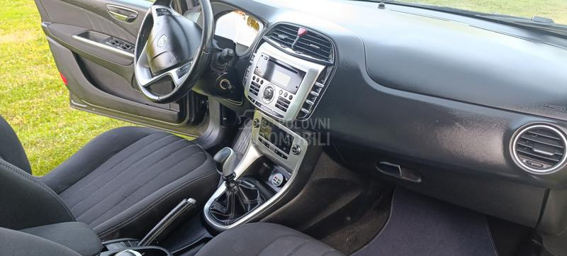 Lancia Delta 1.4 turbo