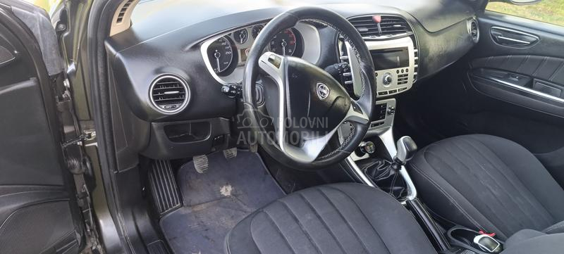 Lancia Delta 1.4 turbo