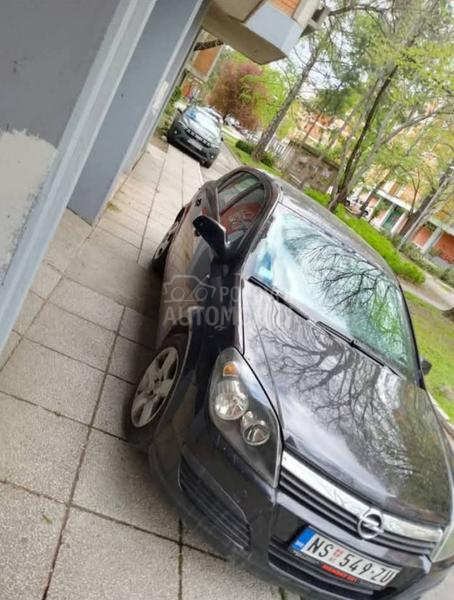 Opel Astra H 