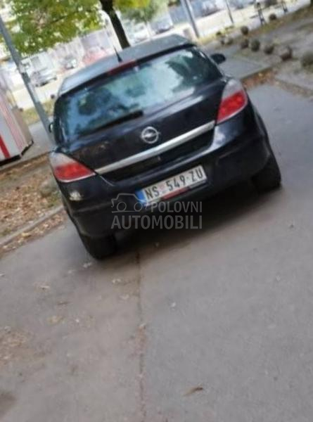 Opel Astra H 