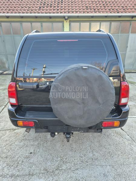 Suzuki Grand Vitara XL7