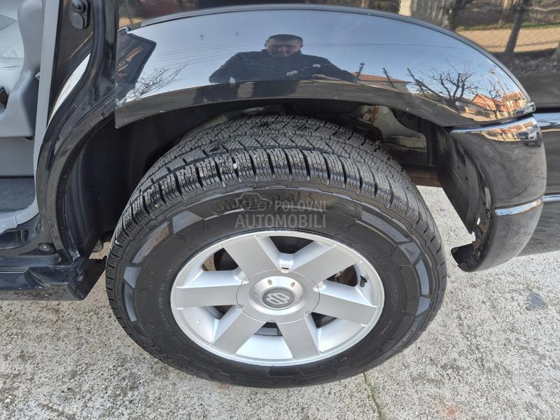 Suzuki Grand Vitara XL7