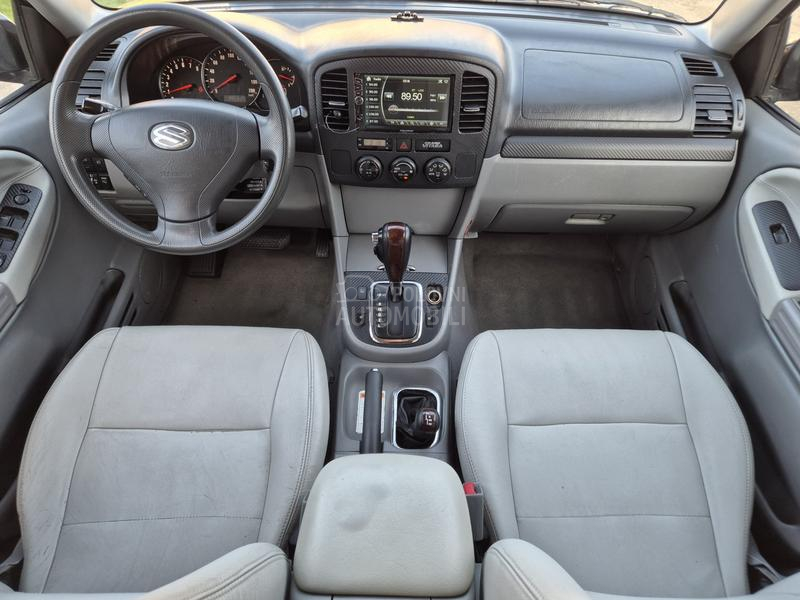 Suzuki Grand Vitara XL7