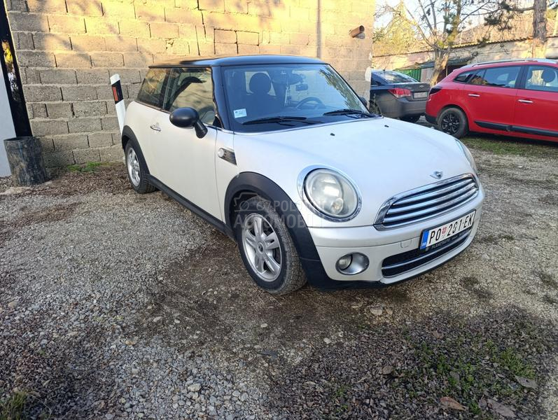 MINI Cooper D