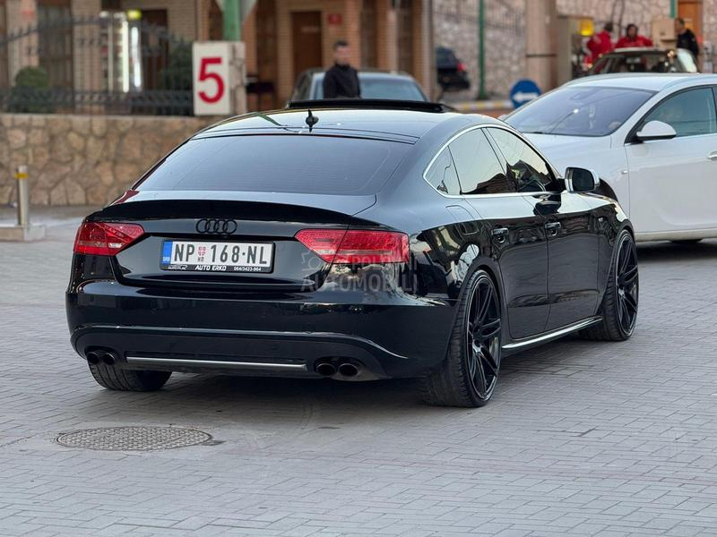 Audi S5 