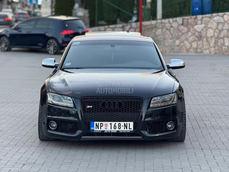 Audi S5 