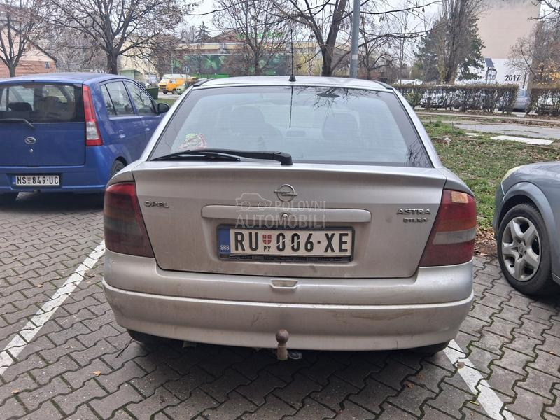 Opel Astra G 