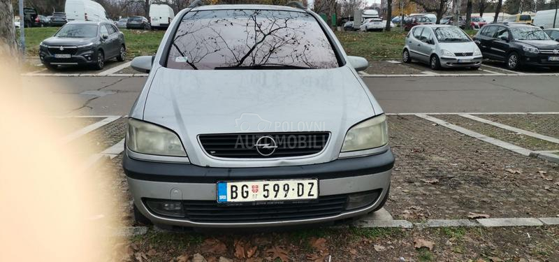 Opel Zafira 