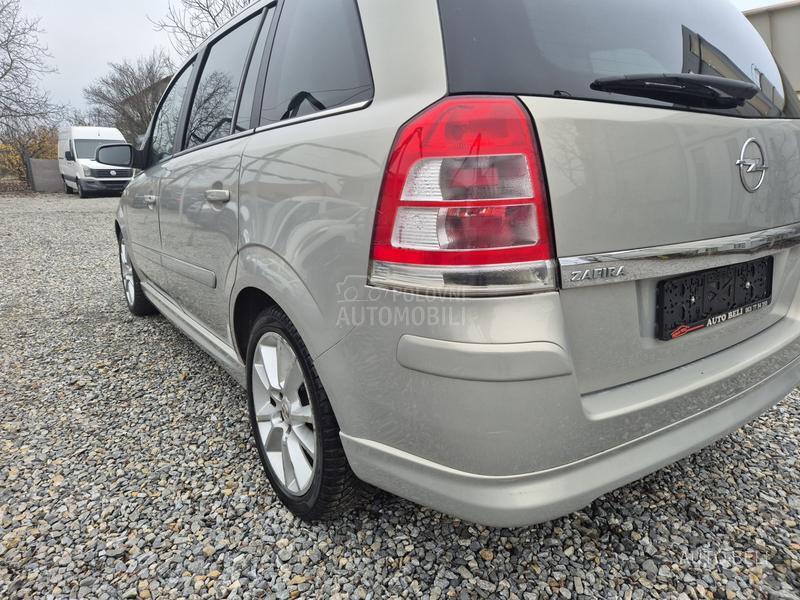 Opel Zafira 1.7 cdti Cosmo