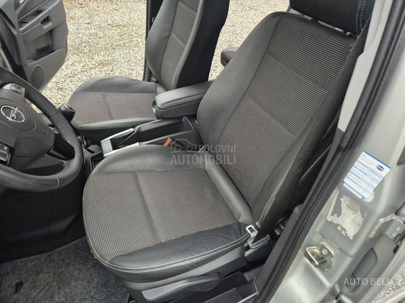 Opel Zafira 1.7 cdti Cosmo