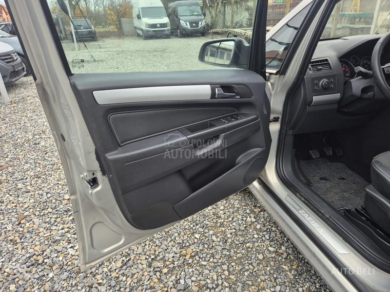 Opel Zafira 1.7 cdti Cosmo