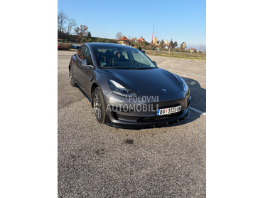 Tesla Model 3 Long range