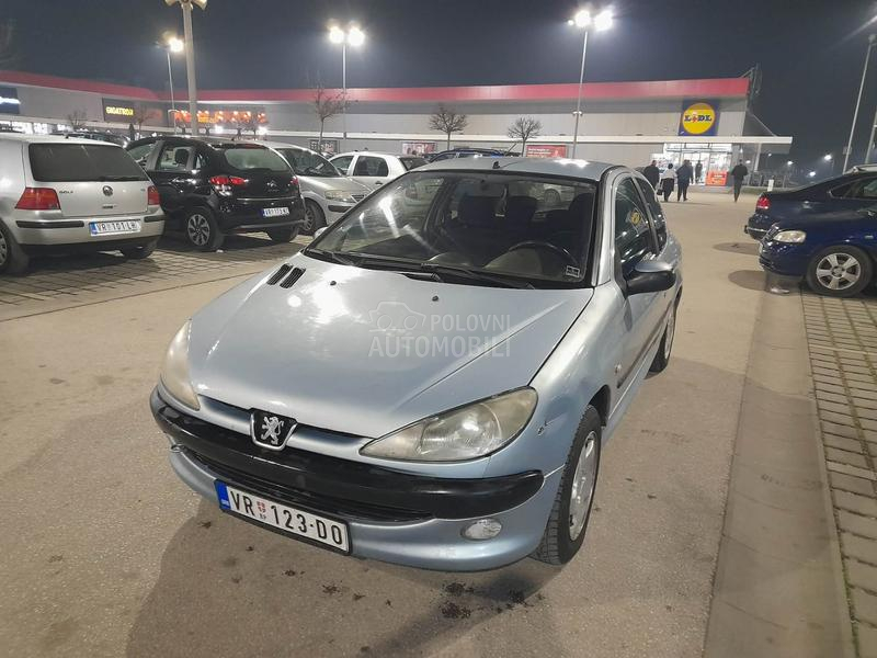 Peugeot 206 