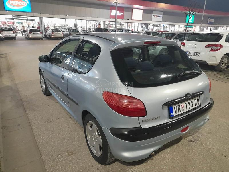 Peugeot 206 