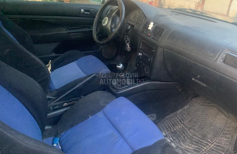 Volkswagen Golf 4 1.6