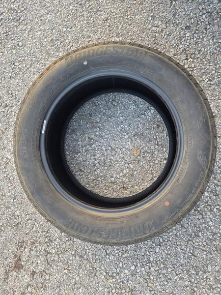 Bridgestone 225/55 R17 Letnja