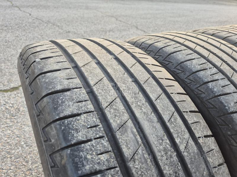 Bridgestone 225/55 R17 Letnja