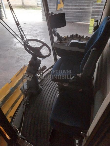 New Holland CX 5.90