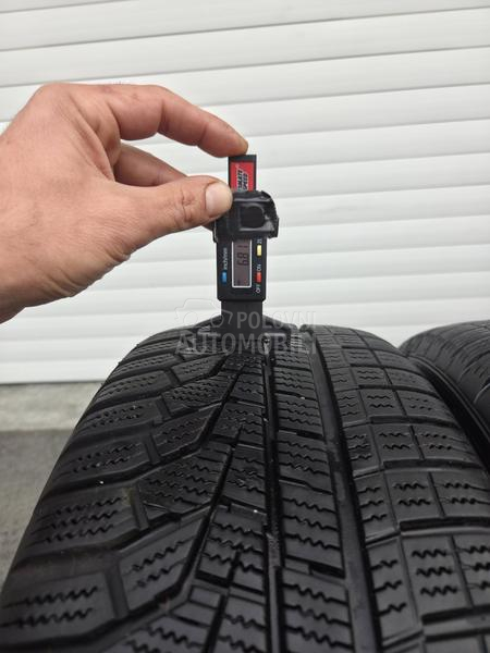 Hankook 205/50 R17 Zimska