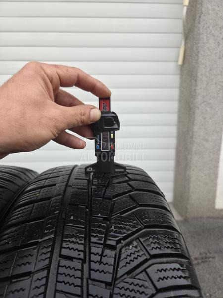 Hankook 205/50 R17 Zimska