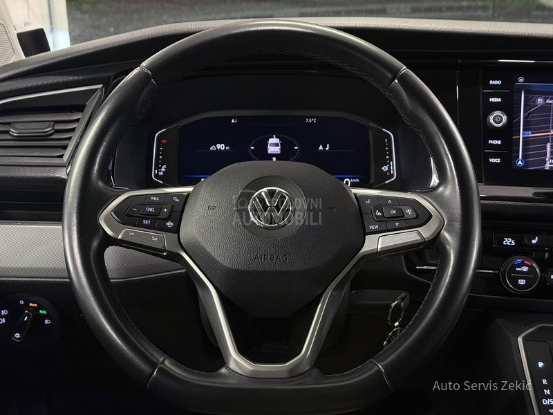 Volkswagen Multivan T6.1 2.0TDI DSG HIGHLINE
