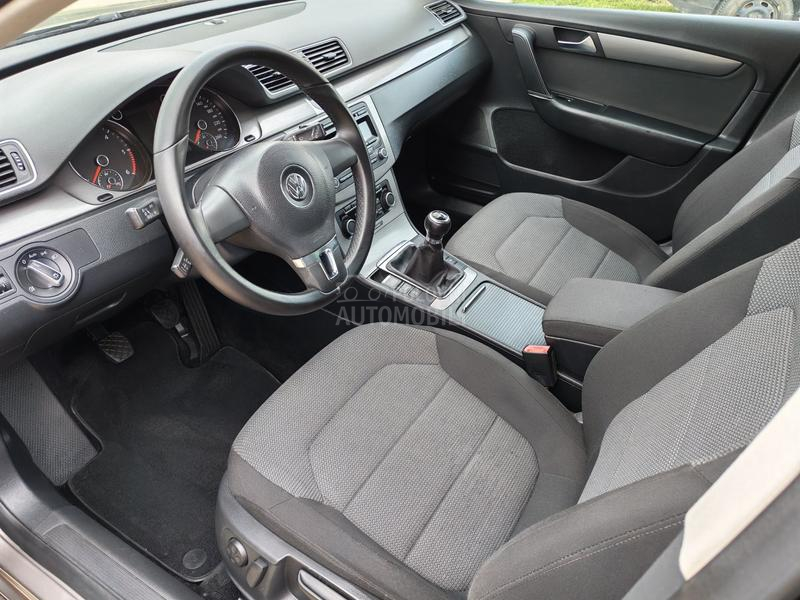Volkswagen Passat B7 1.6 tdi Nov