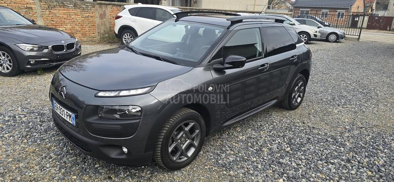 Citroen C4 Cactus 1.2 b