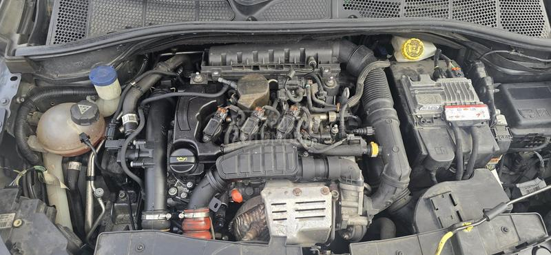 Citroen C4 Cactus 1.2 b