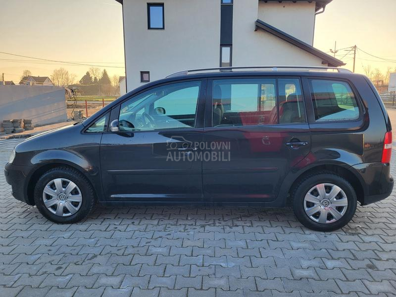 Volkswagen Touran 