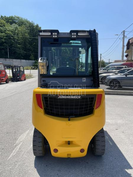 Jungheinrich 3 tone Triplex